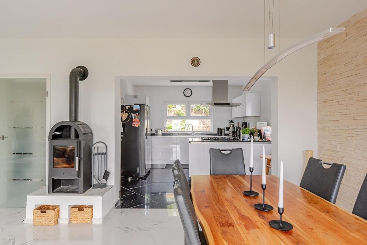 Ferienhaus Mit Schoener Aussicht Weitersburg Luaran gambar